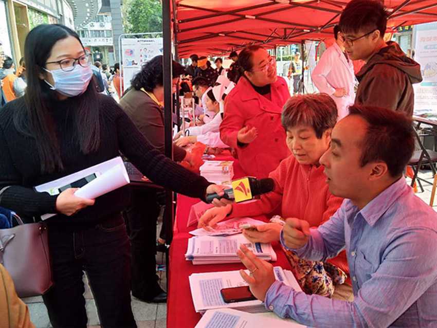 3月22日 旧楼加装电梯咨询